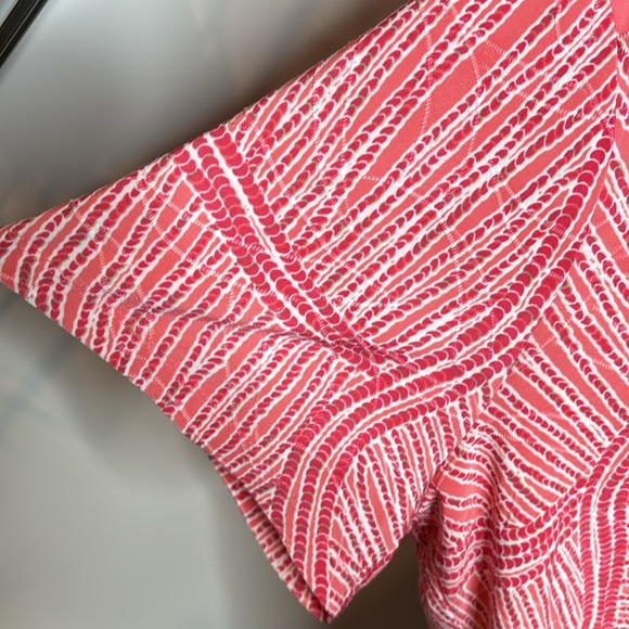 32…Croft & Barrow | Pretty Pink & Coral Stretchy Top - Size 3X - Picture 5 of 12